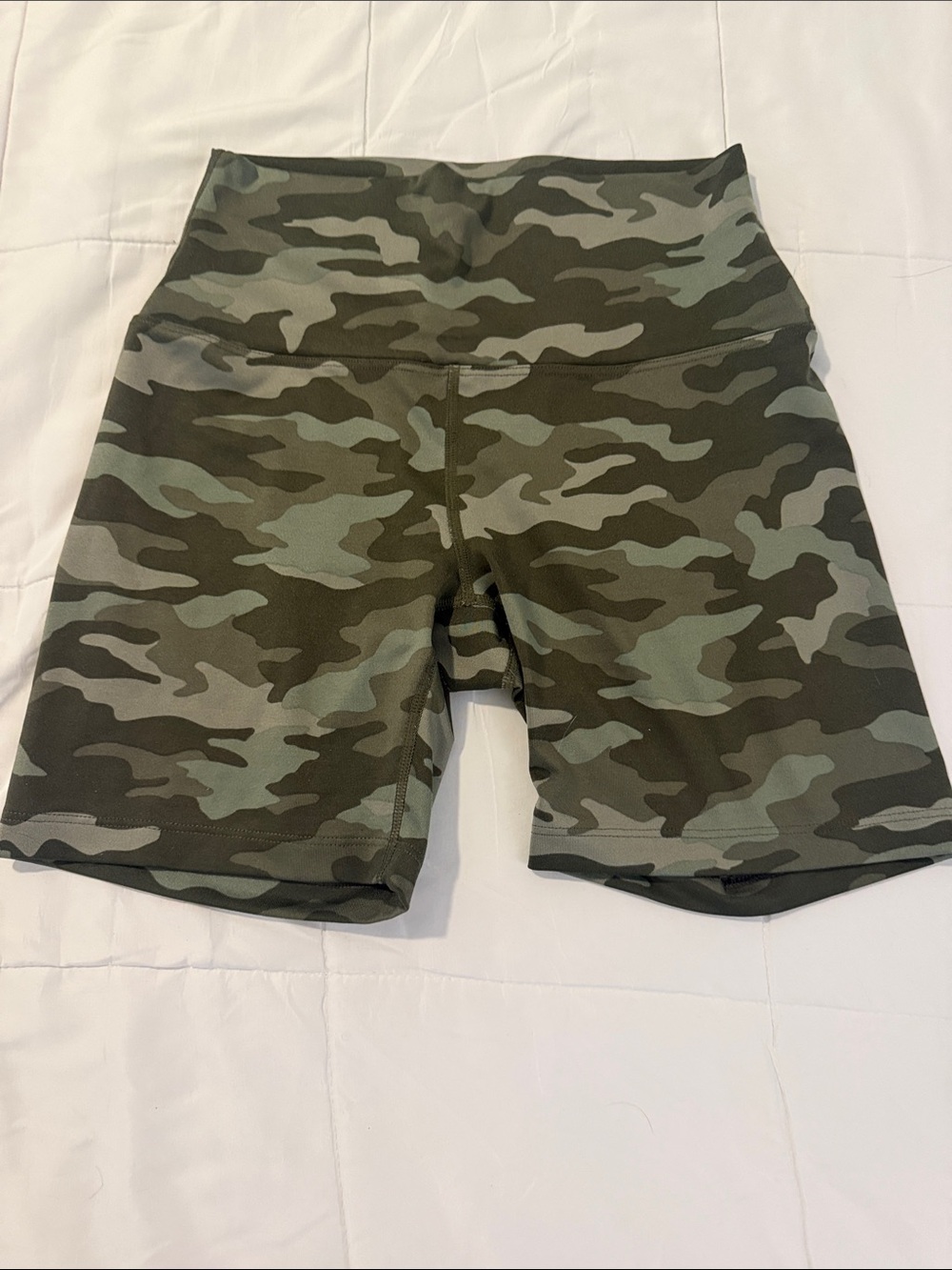 PINK Victoria's Secret Women's Camo High-Waist Athletic Shorts - Olive Green